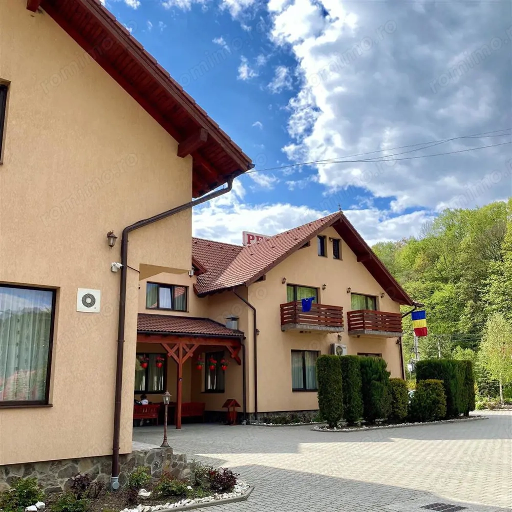 Disponibila de REVELION cabana complet echipat #259; de  #238;nchiriat  #238;n Muntii Calimani