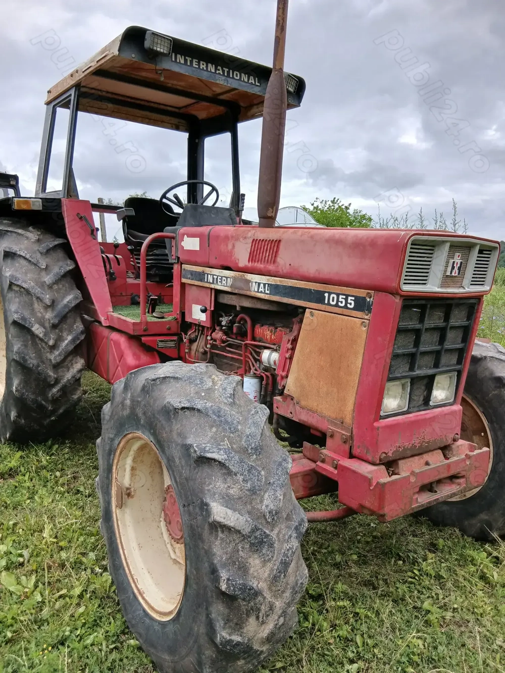 Tractor international 1055 4x4 