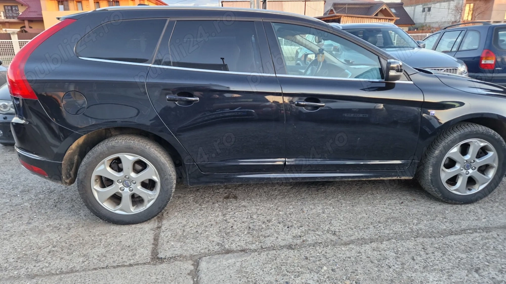 Volvo xc60 2015 model ocean race