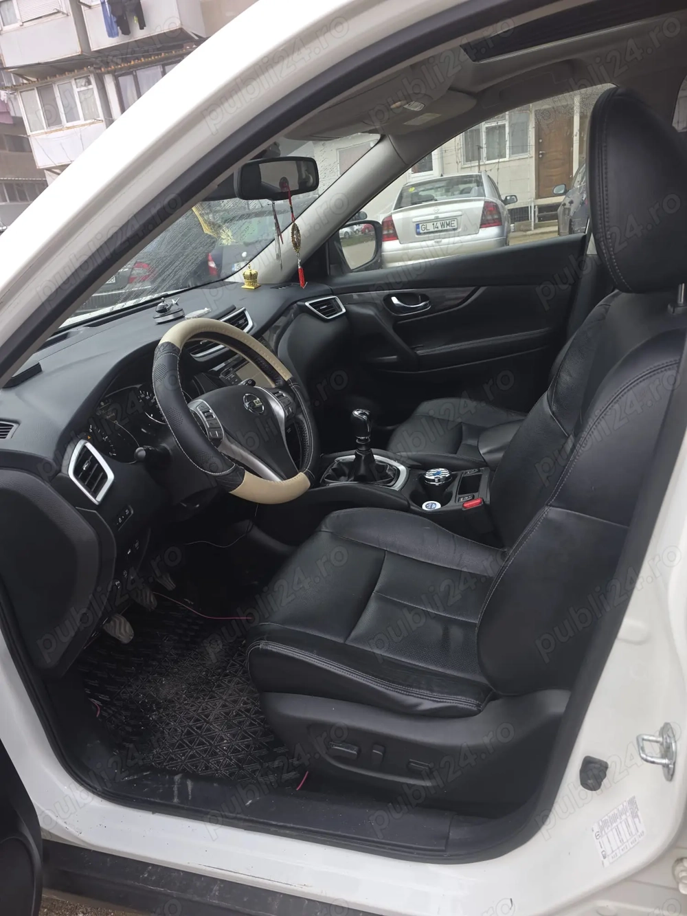 Nissan x-trail2017 13000 