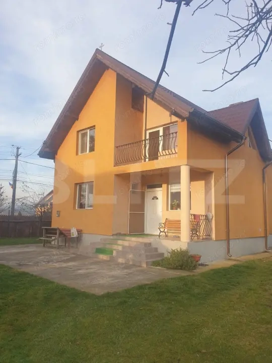 Casa parter + mansarda 179 mp teren 700 mp