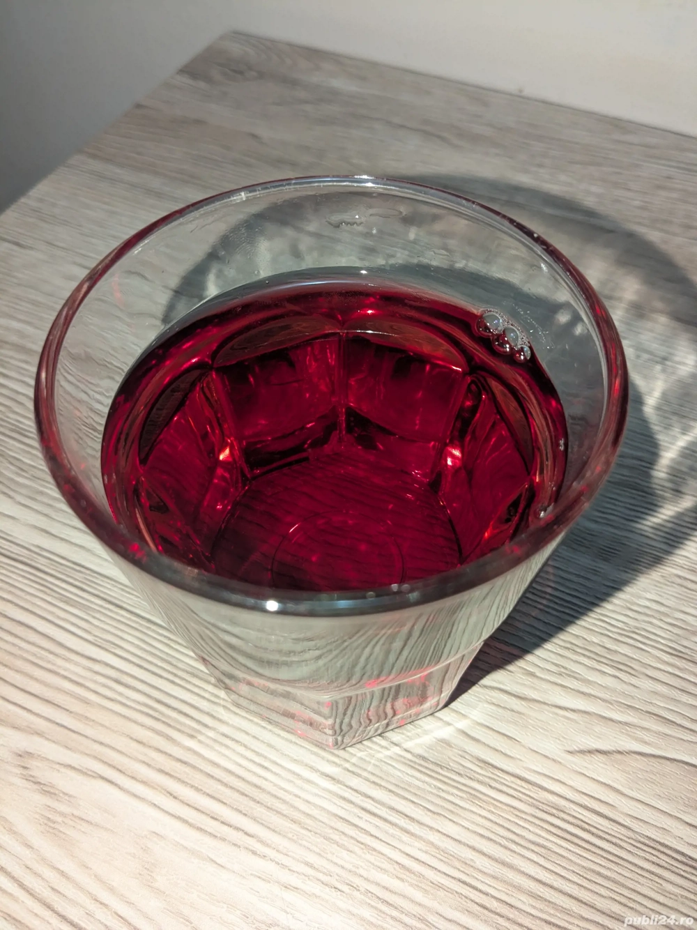 Vin rosu cabernet si coniac din vin