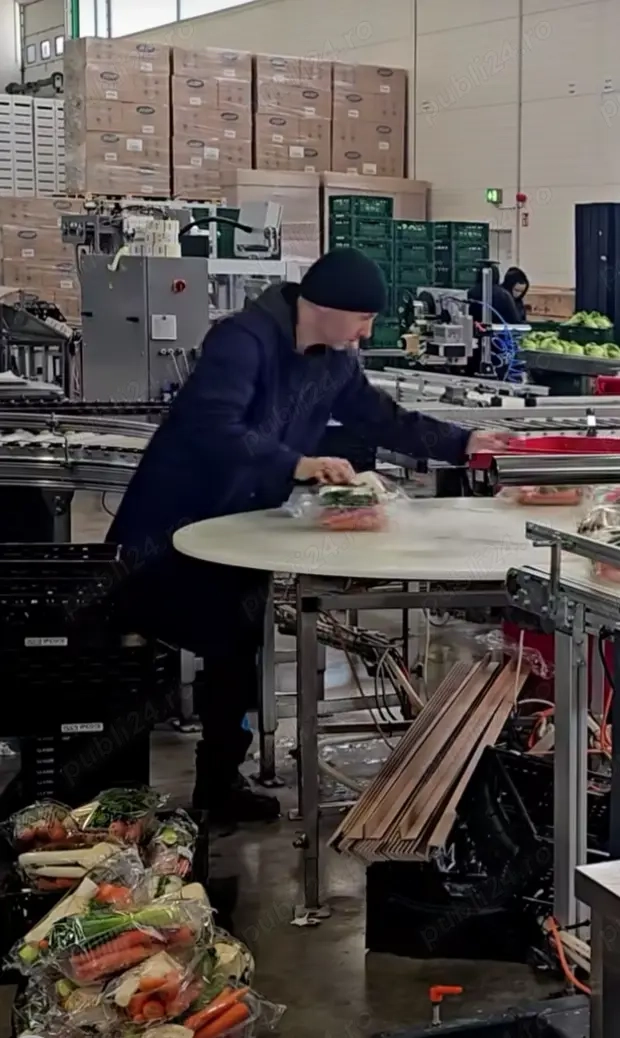 Angajam personal la.banda