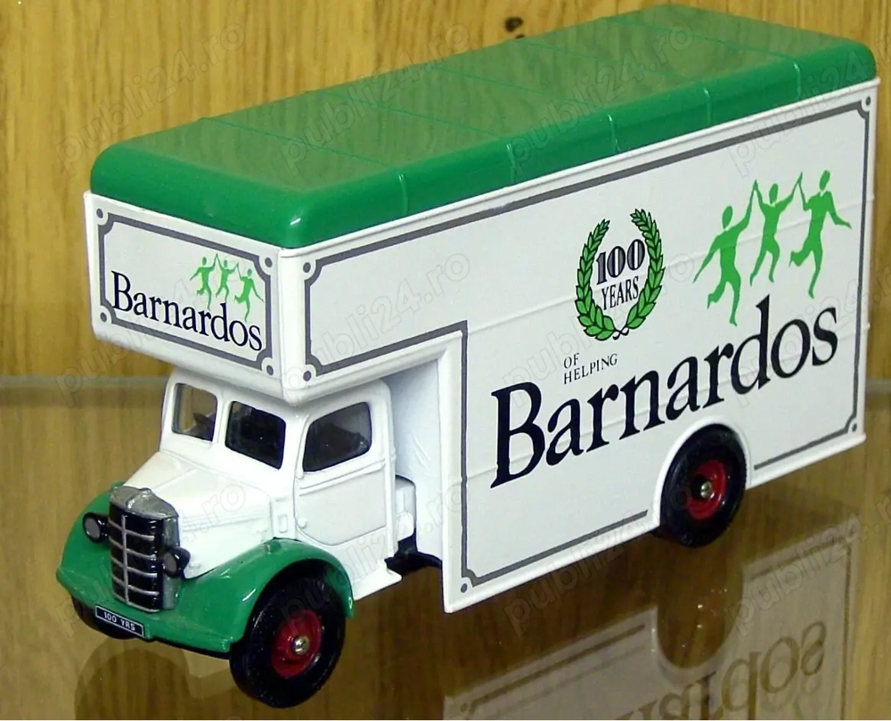 Camion de epoca Pantechnicon Anglia, Corgi 1992, Barnardos, macheta metal noua alb-verde, sc. 1:50