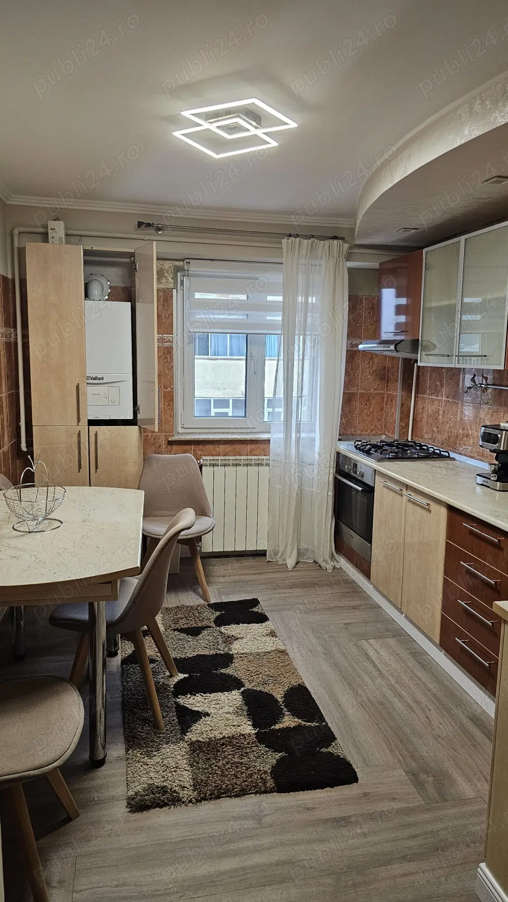 Apartament 3 camere ultracentral Focșani