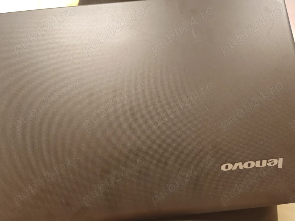 Vând Laptop Lenovo 