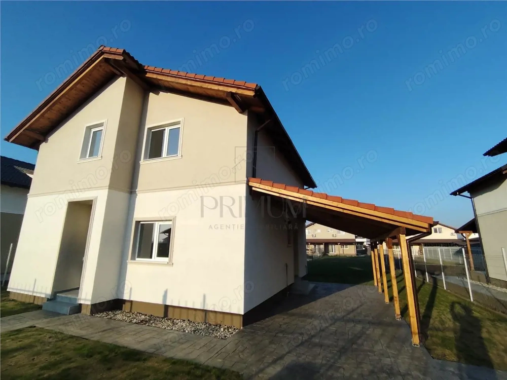 Casa Individuala - zona excelenta - teren 600 mp - carport.