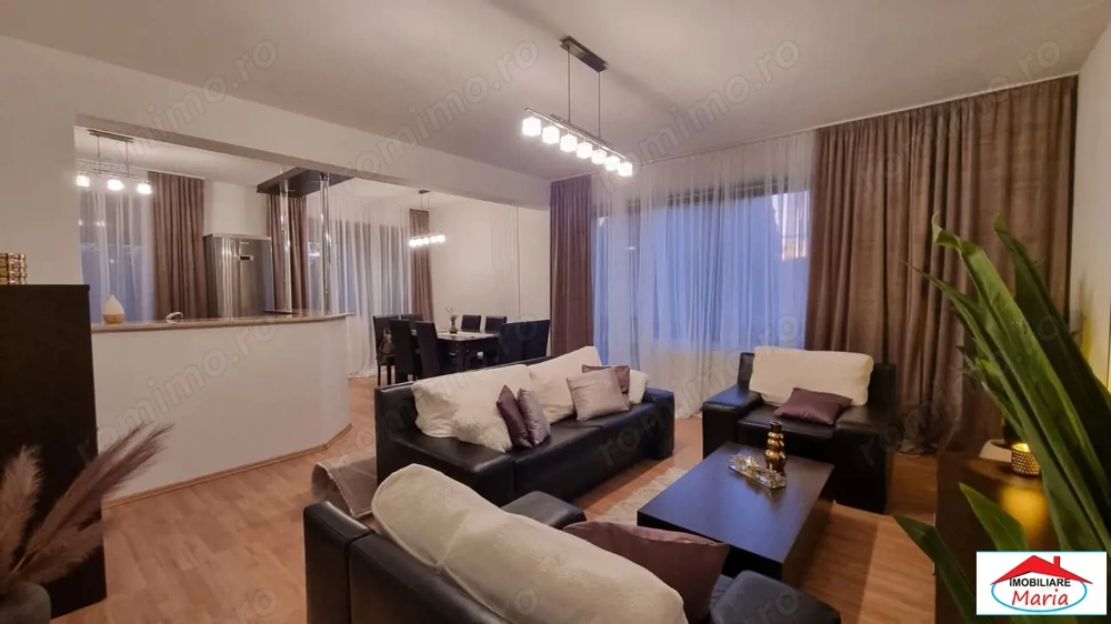 Apartament cu 3 camere semicentral  etaj 1 cu parcare 