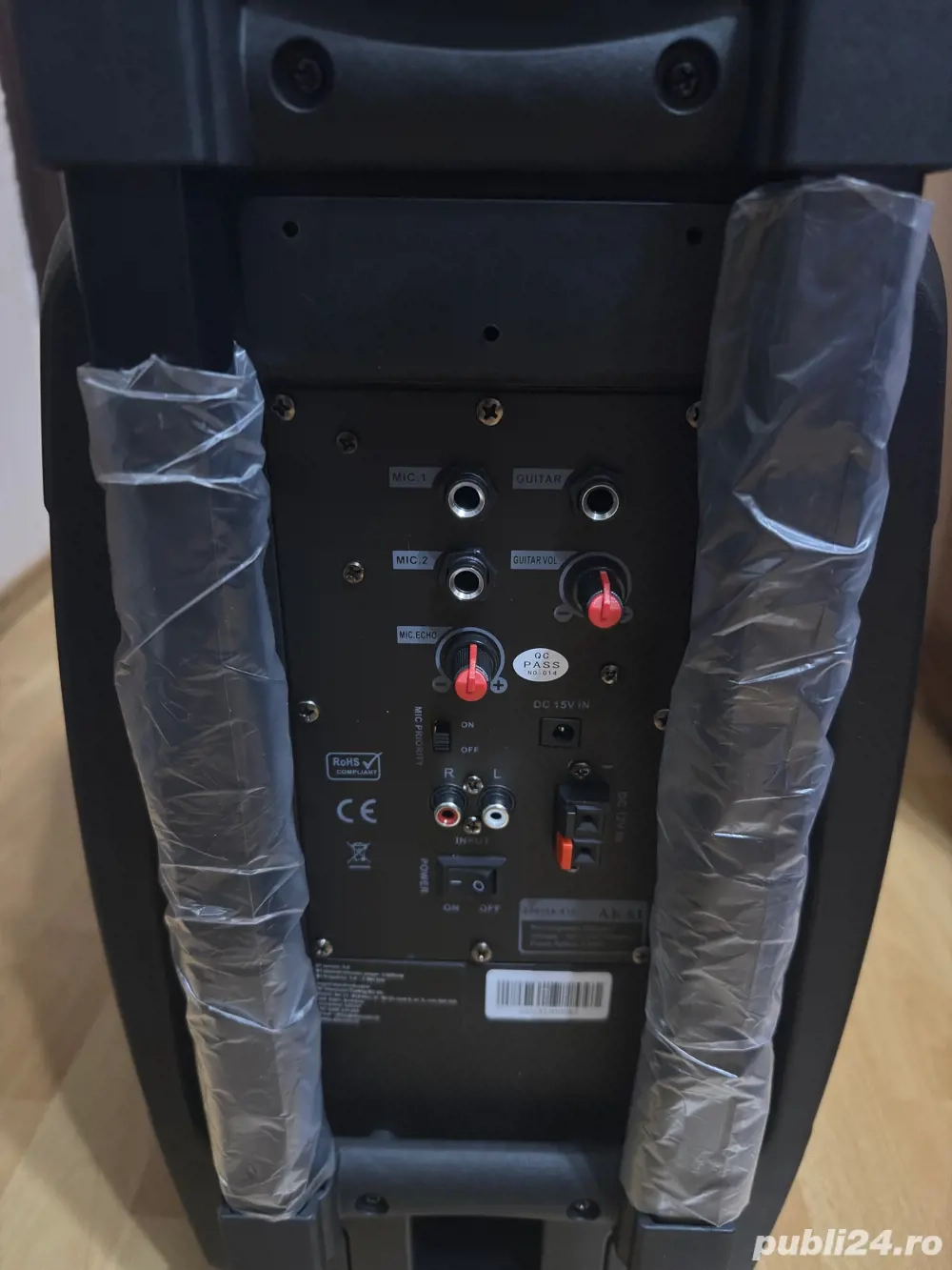 vand boxa portabila Akai 