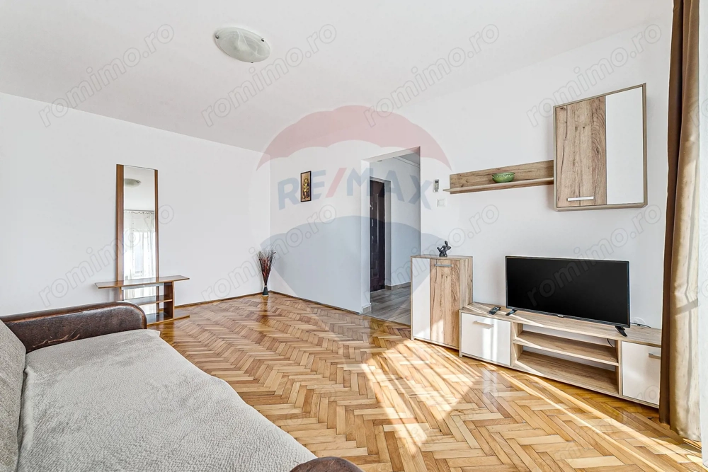 Apartament de vânzare cu 2 camere, P.ța UTA