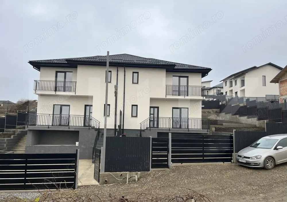 Vila tip duplex la cheie