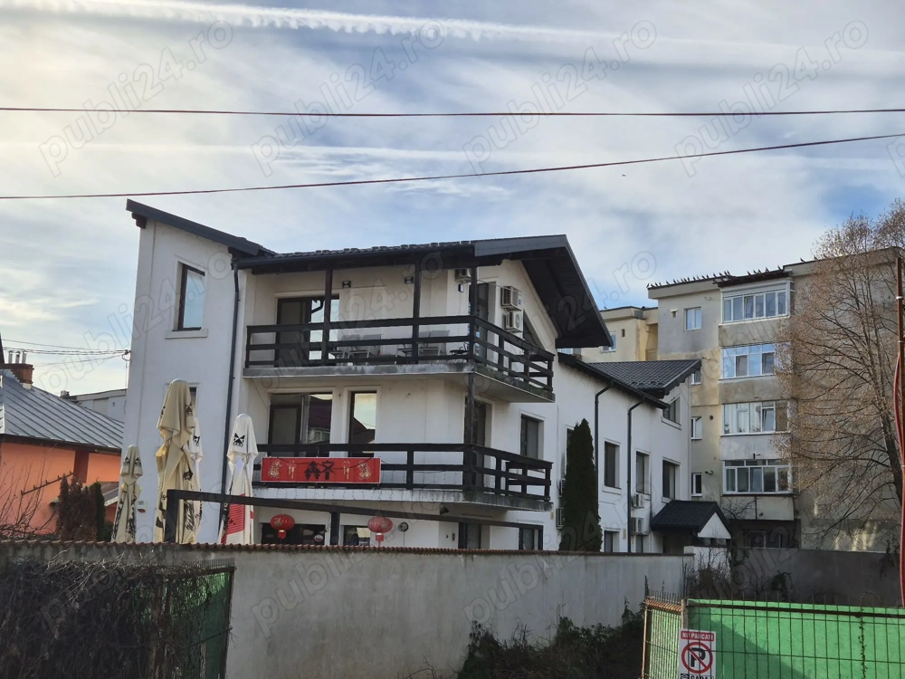 Spatiu comercial in Campina--540 mp--499.000e