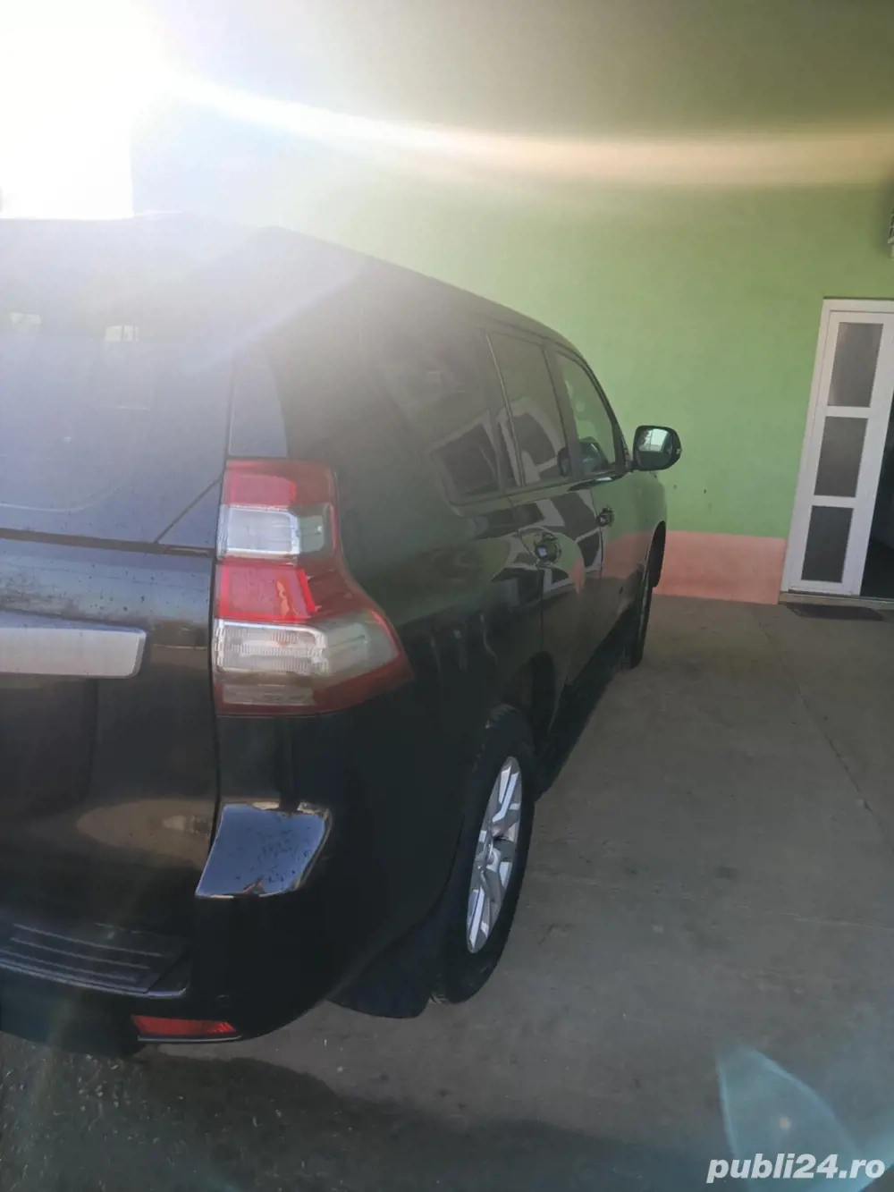 Vând Toyota Land Cruiser 