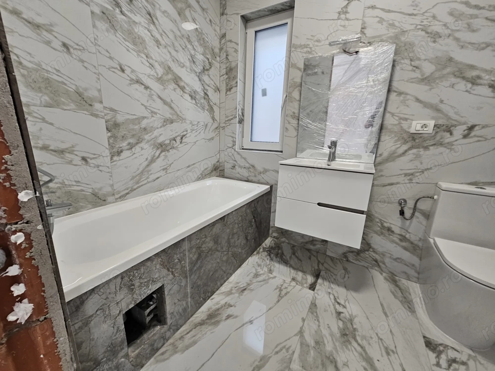 Despartit prin camera tehnica! Living mare! Disponibil imediat!