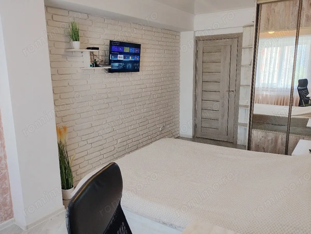 Apartament cu o camera de vanzare in zona Modern