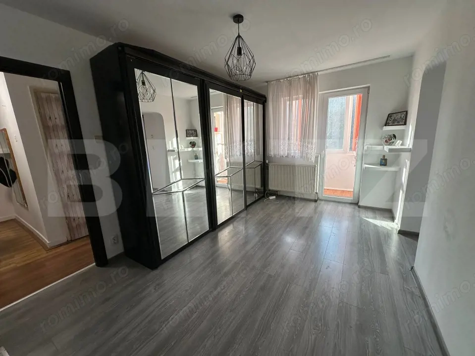 Apartament 3 camere semidecomandat - Deva, zona linistita