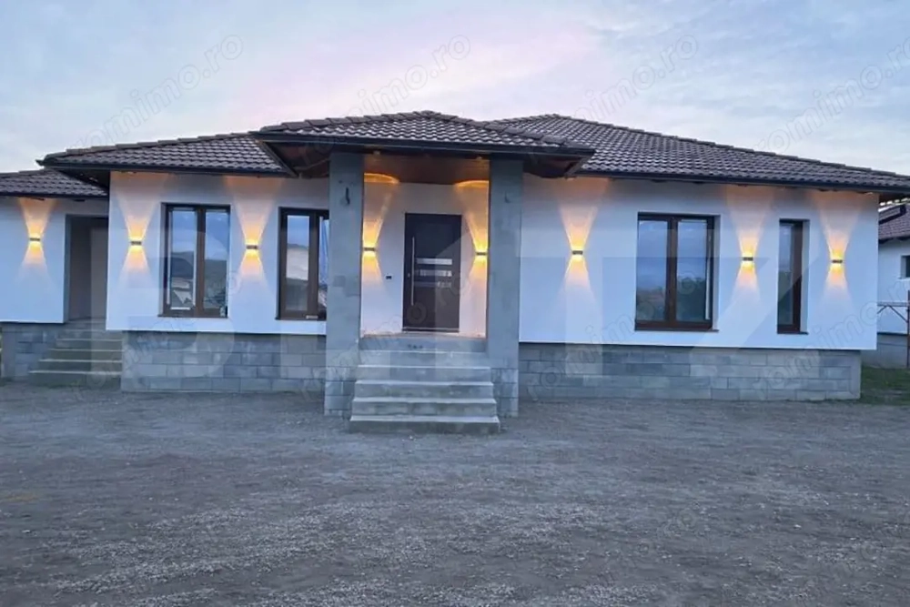 Casa noua individuala 4 camere, 105 mp utili, 500 mp teren,zona Sard