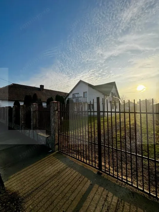 Casa individuala 5 dormitoare zona Centrala