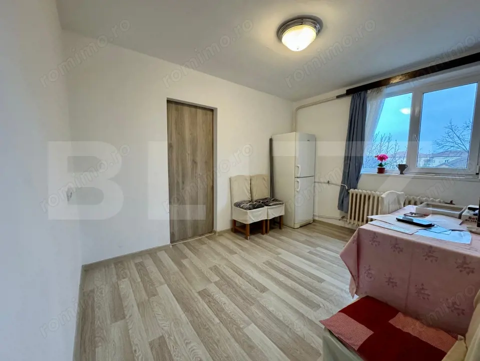 Apartament cu 2 camere - zona Rogerius