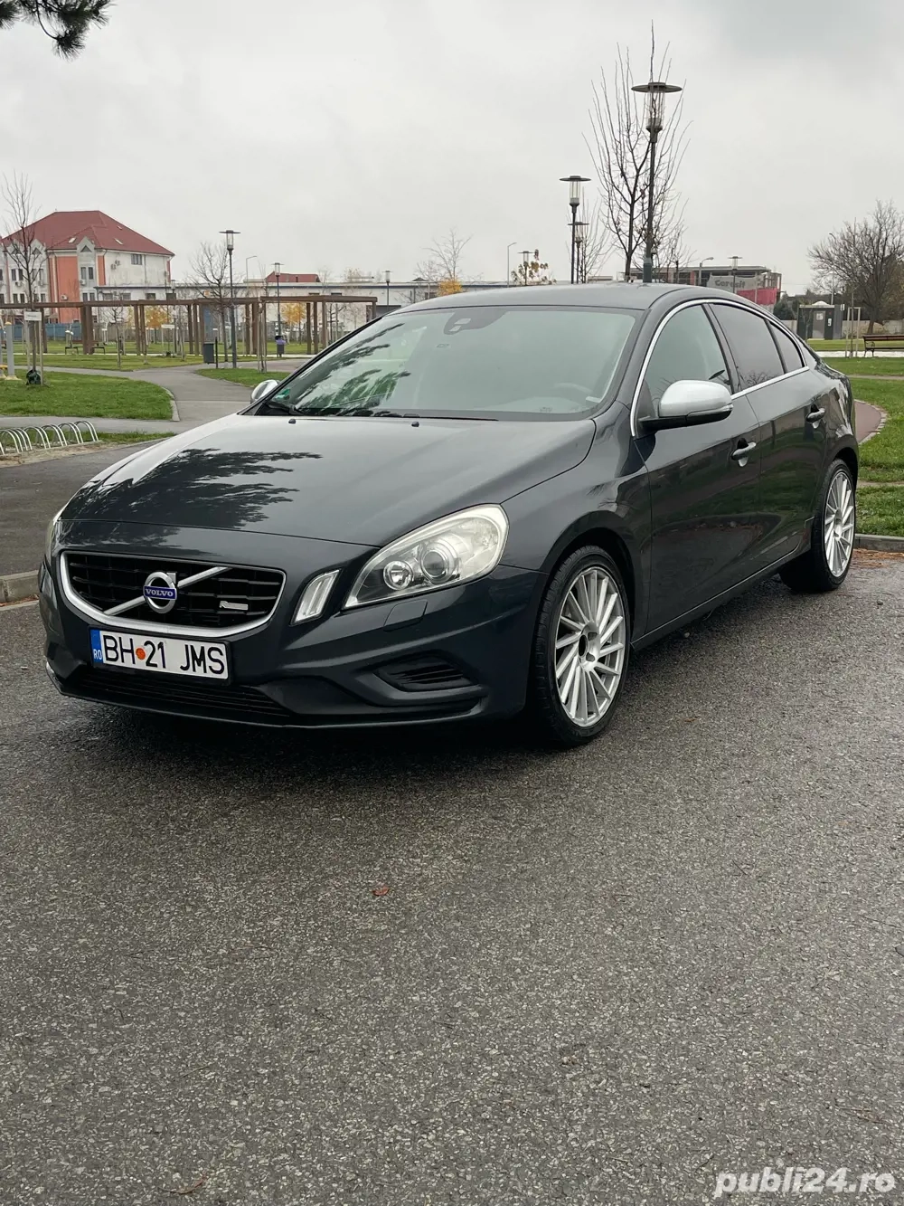 Volvo S60 RDesign 2013 2.0163cp