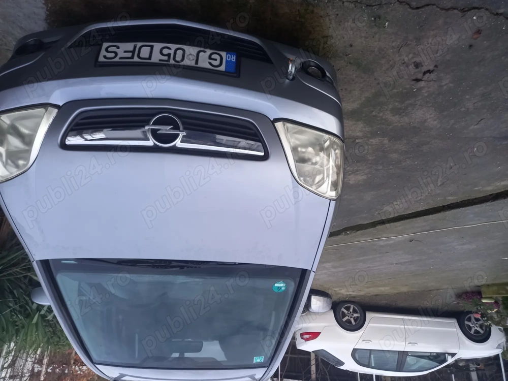 Vind opel meriva a an fabricație  2007 , dotat cu instalație GPL  , cu motor defect pentru rabla   
