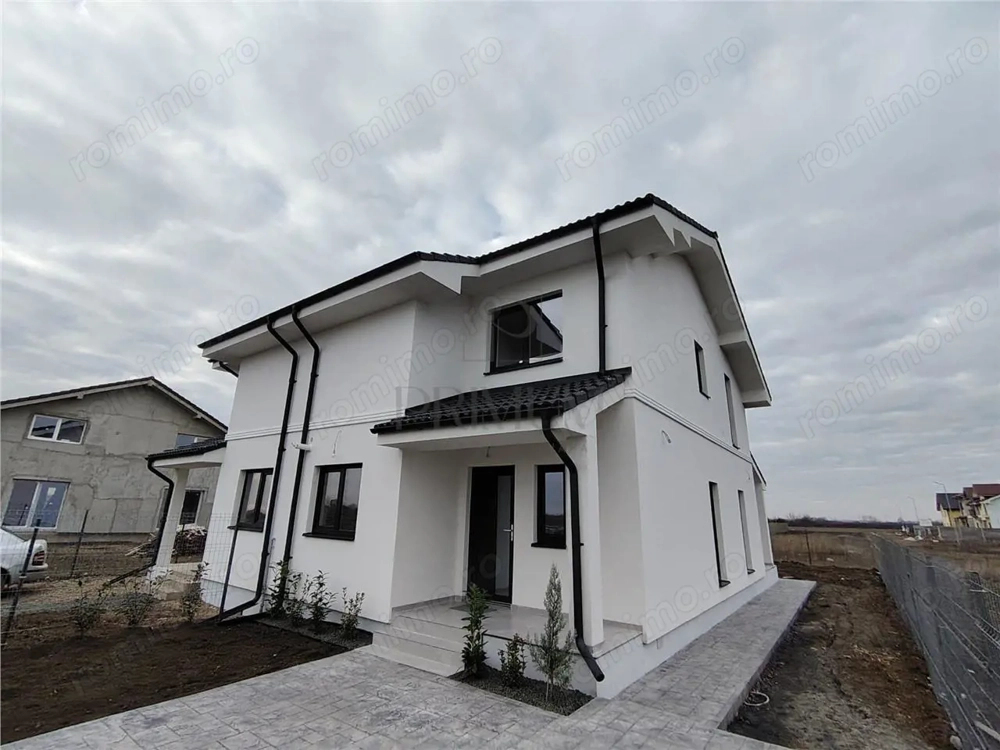 Duplex superb - zona linistita - compartimentare practica- iluminat stradal