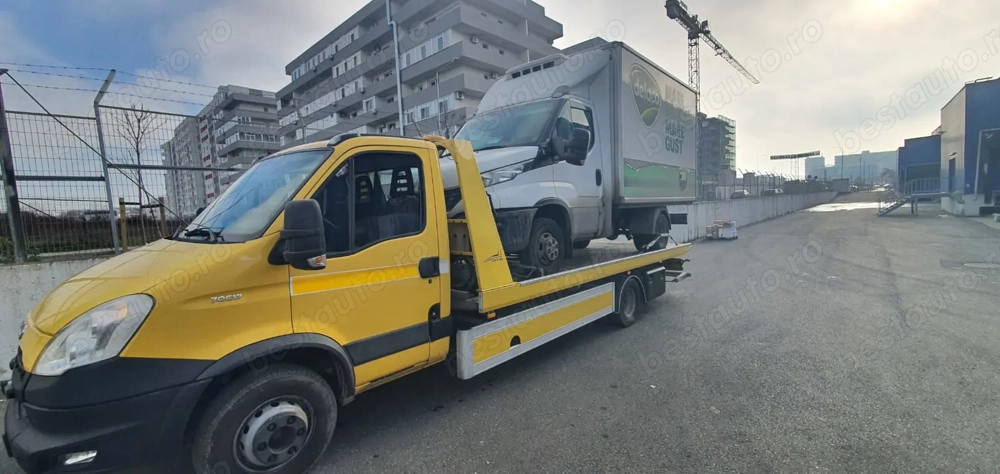 Platformă auto hidraulică   Tractări auto Sector 5 București 24 7