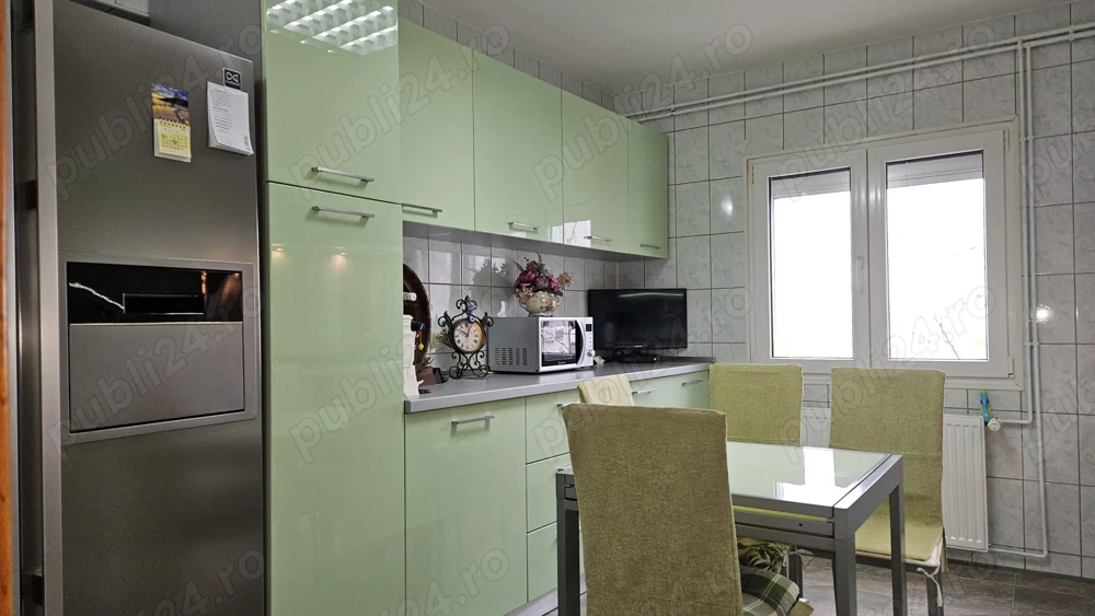 Vanzare apartament 3 camere decomandat, Vlad Tepes, 2 bai, 82 mp, et.5