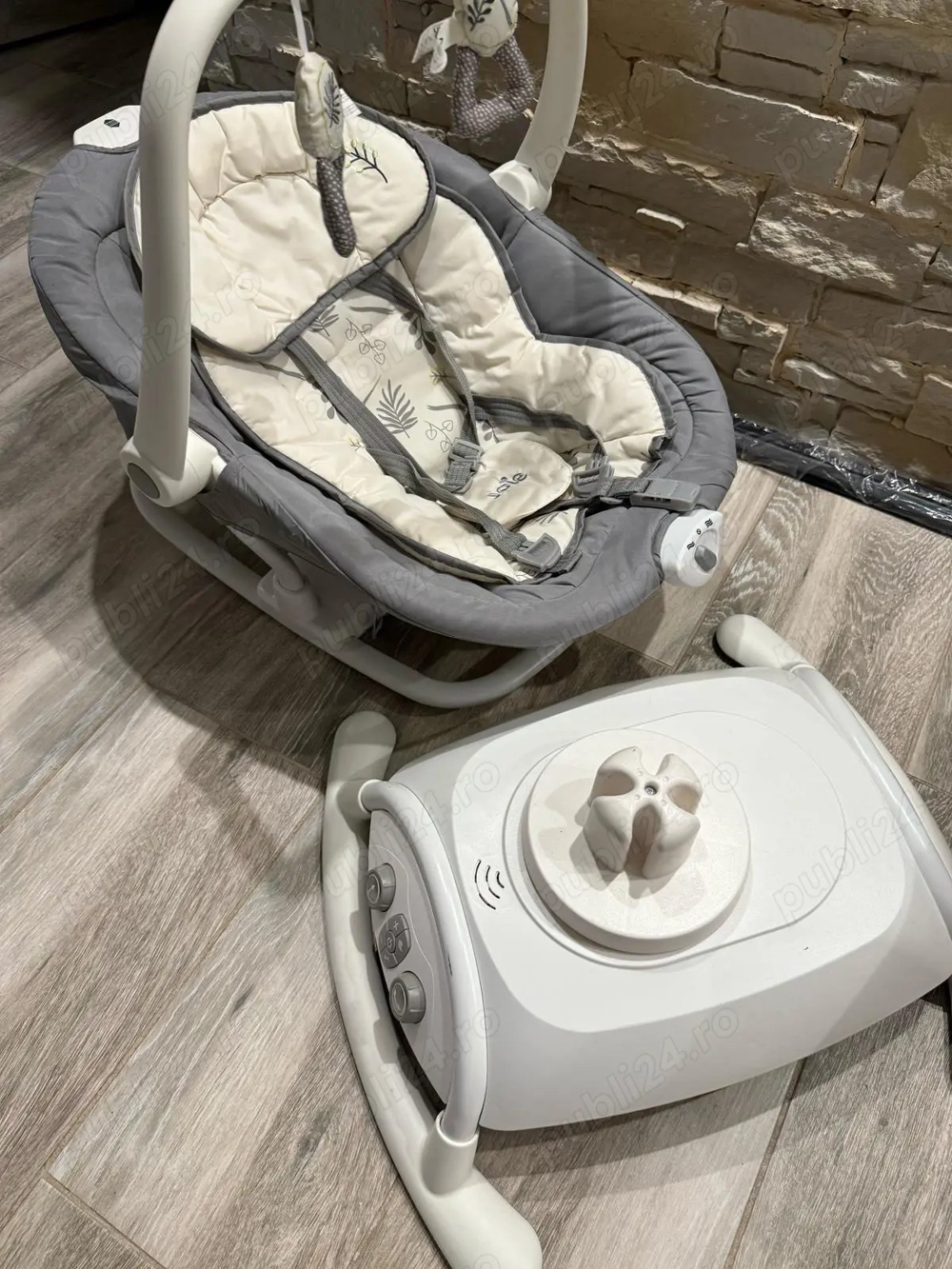 Leagăn și balansoar 