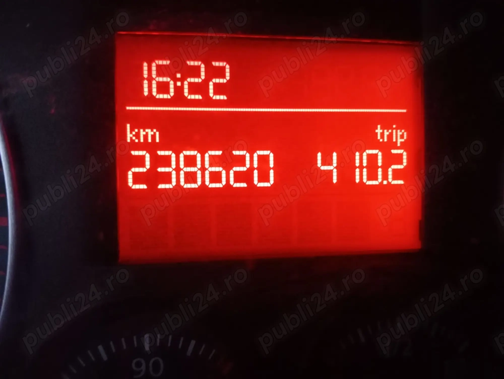 Vând automobil VW Caddy Life