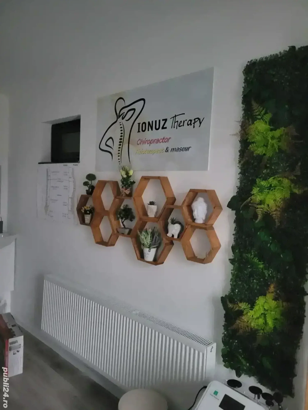 Chiropractician,tehnician maseor si fizioterapie