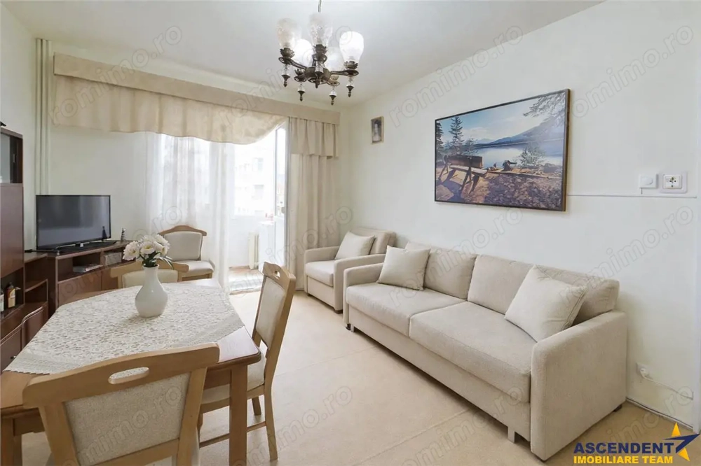 3D! Rezidenta:2camere,balcon,beci,potential creativ,etajul 3,Grivitei,Brasov