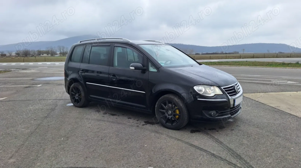 Volkswagen Touran 2.0 TDI DSG 140cp 1 ax came BMM