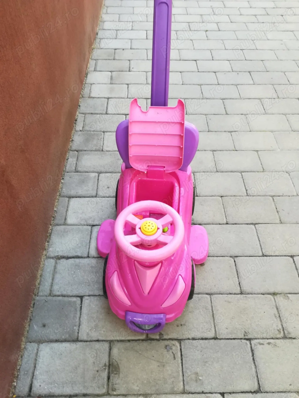 Mașinuță cu mâner fara pedale 