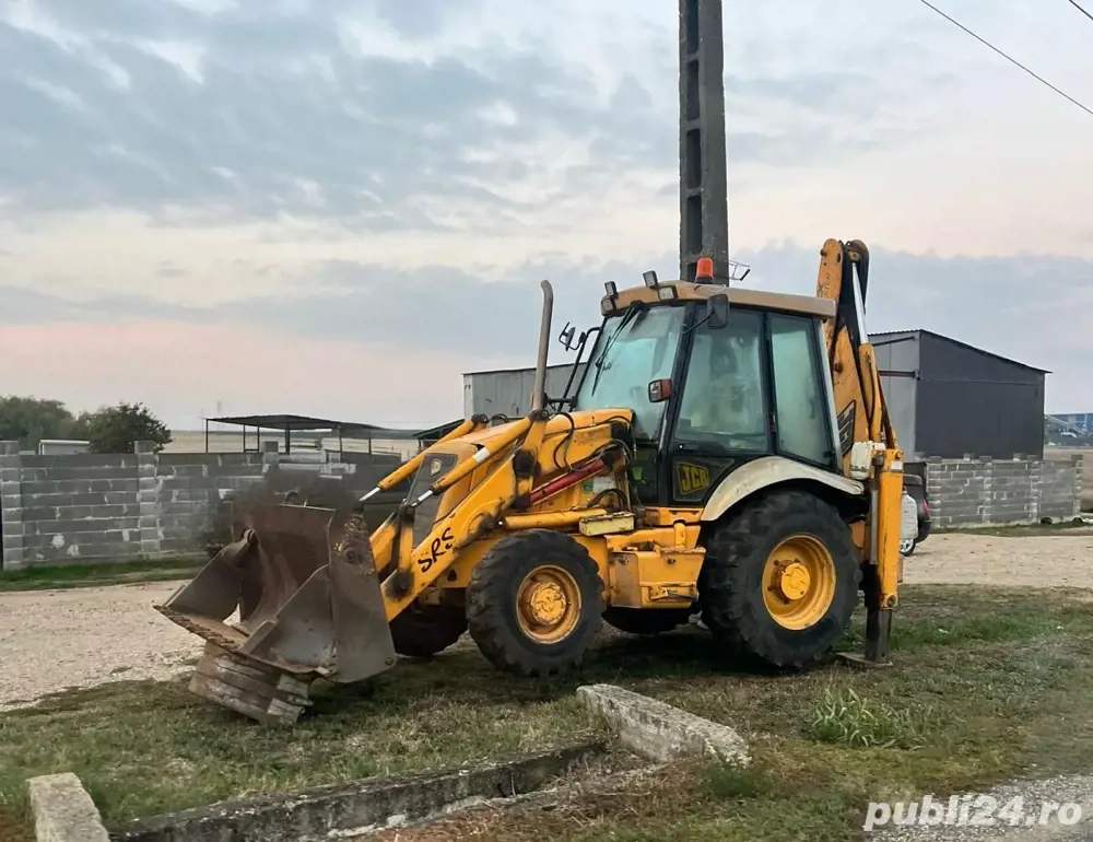 Vând Buldoexcavator Jcb 3cx