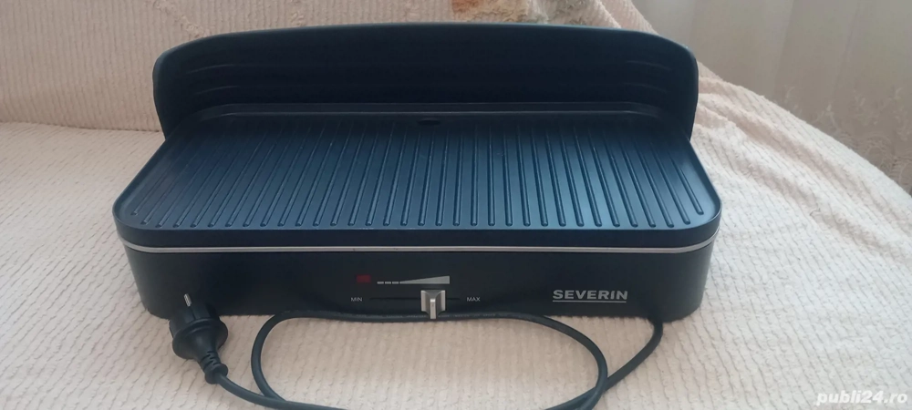 Gratar electric Severin model Rohre27 