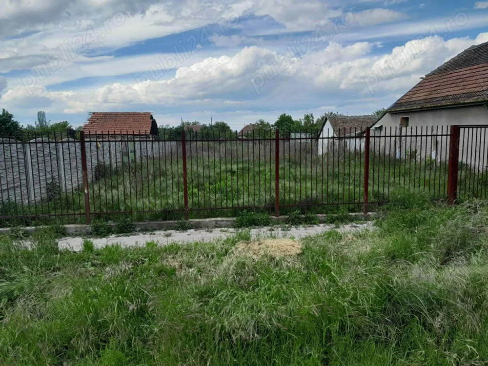 De vânzare teren intravilan in Ciacova   1.207 mp