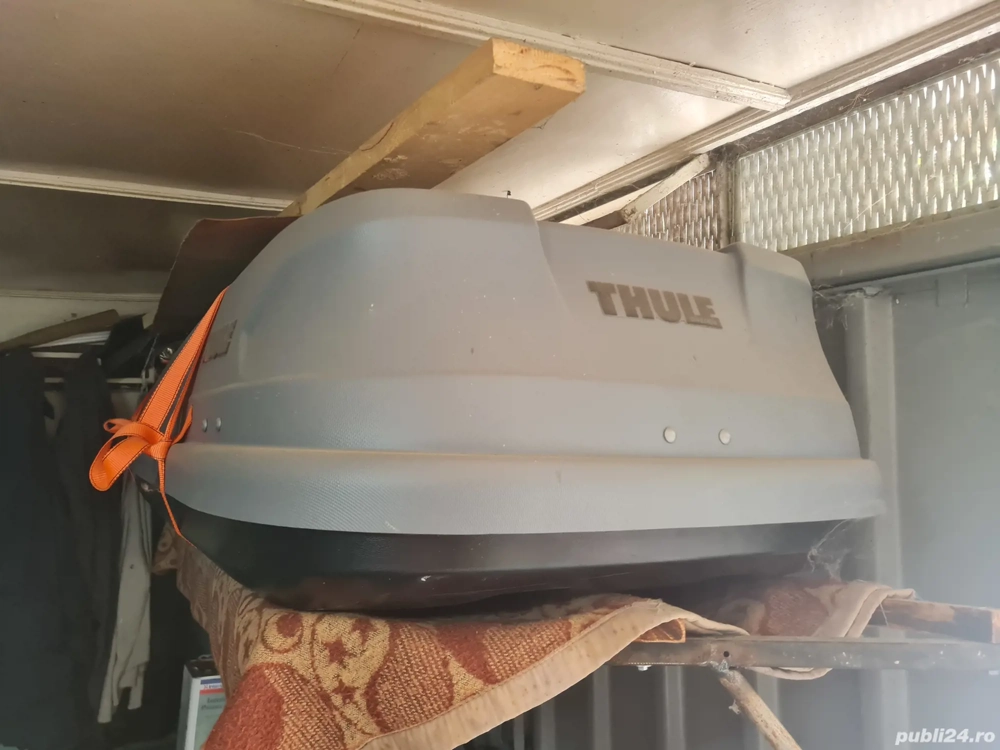vand portbagaj Thule marimea L in stare perfecta