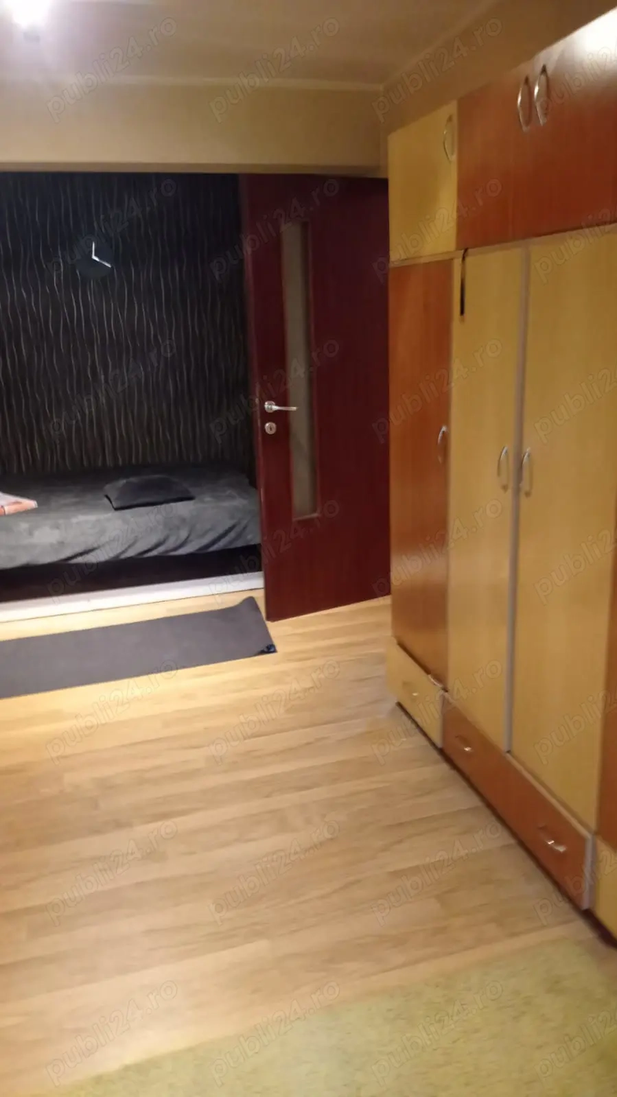 Apartament una camera de inchiriat