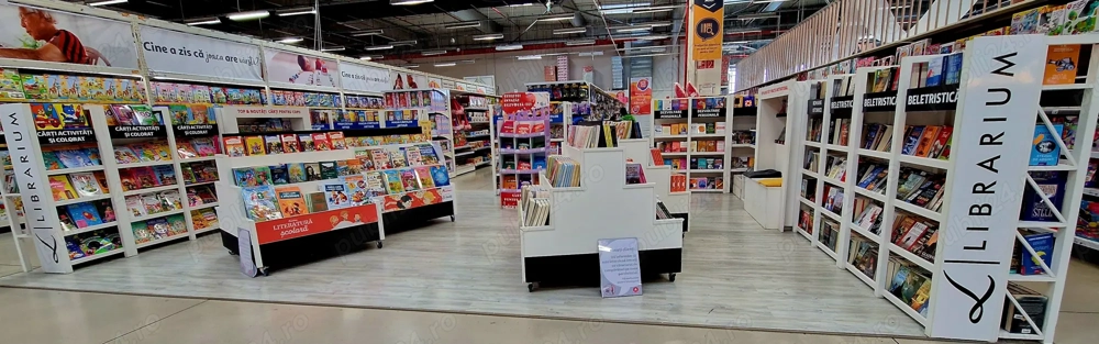 Librar , Auchan Coresi , Brasov