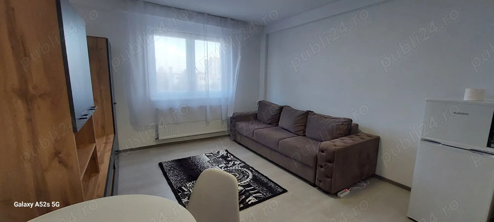 Garsoniera ,Tractorul , la 2 minute de Coresi