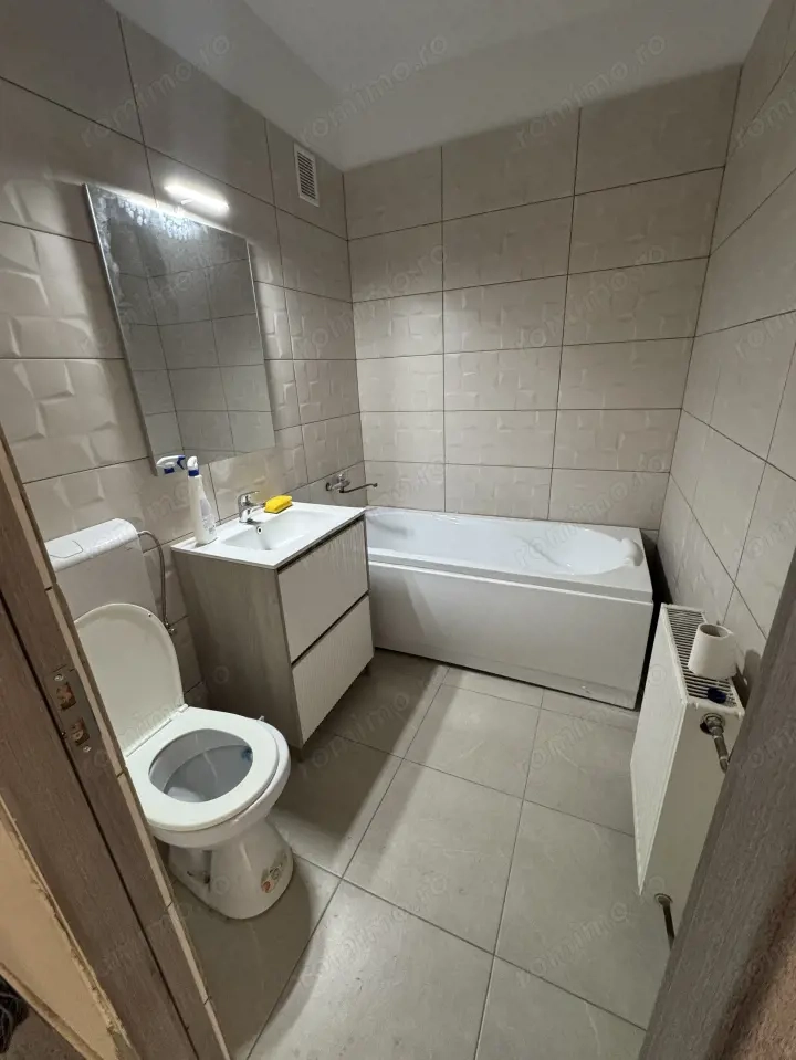 Apartament 2 camere, cf 1 semidec, etaj 4/4, Democratiei