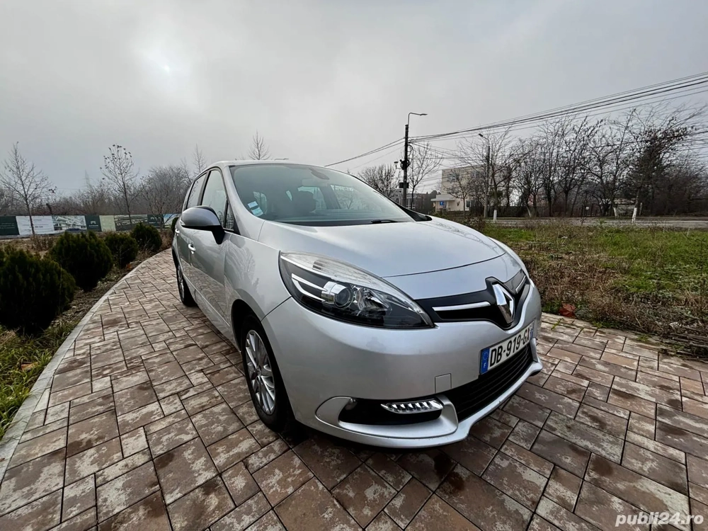 Renault Megane Scenic, Decembrie 2013, MANUALĂ, 1.5 DCI SL LIMITED