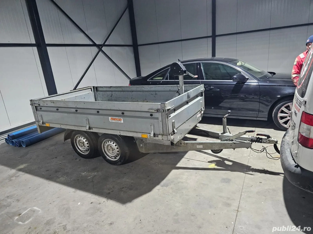 Vanzare remorca cu ax dublu si sistem de franare inertiala - frana proprie