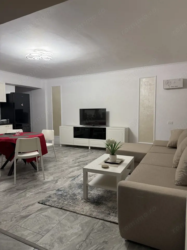 Apartament 3 camere, zona centrala, mobilat, gata de mutat 
