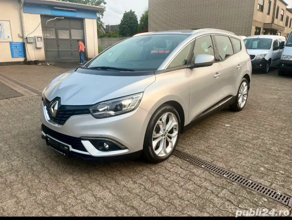 Renault Grand Scenic 2017,istoric service,dotari full,Family Pack