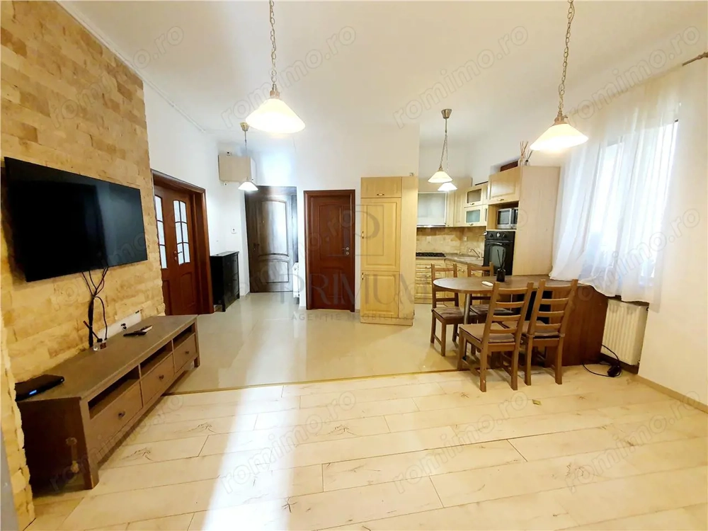 MEDICINA - 3 CAM - SPATIOS - GARAJ IN CF - BOXA - CENTRALA PROPRIE AC - ZONA SUPERBA