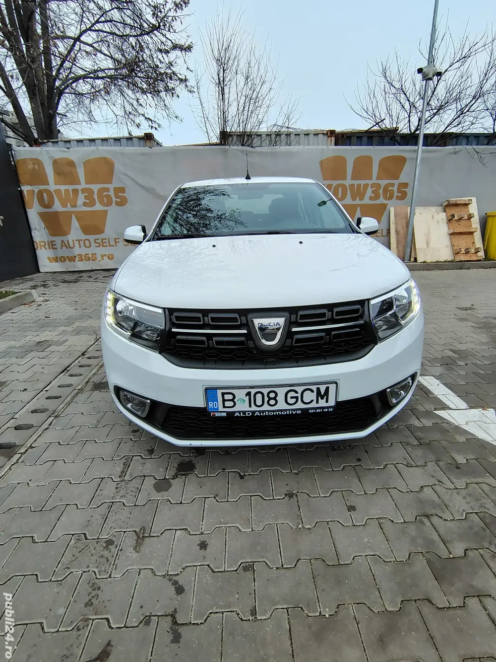 Dacia Logan Laureate 1.5 Blue dCi 95 CP   Octombrie 2  km   IMPECABIL 9200euro