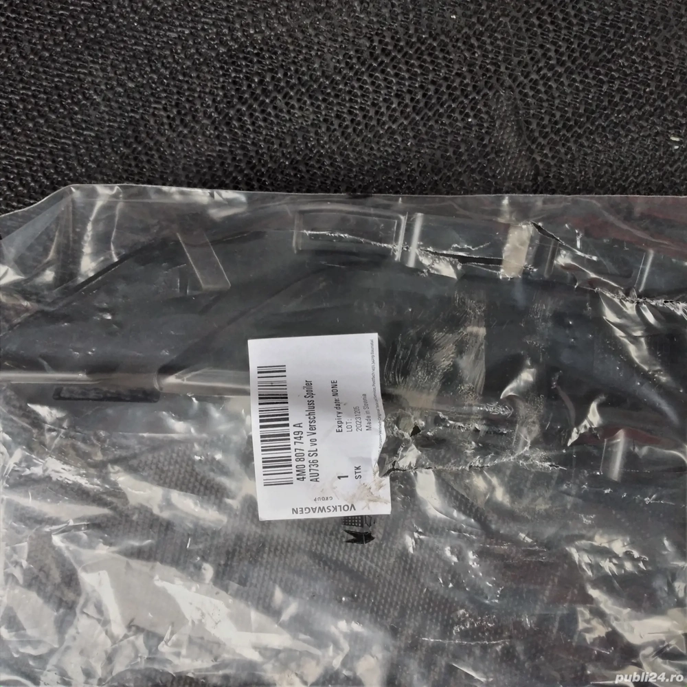 Ornament  stanga bara S line Audi Q7 4M