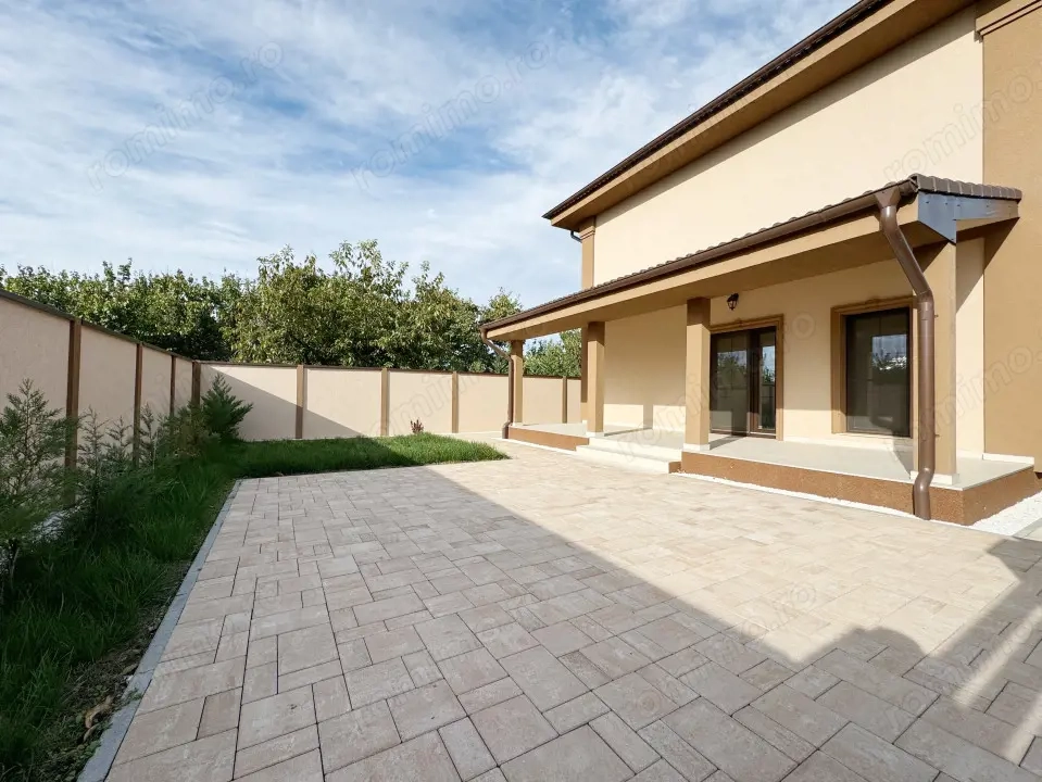 Casa P+1, 5 camere, 130 mp utili + 25mp terasa + 250 mp teren - Giroc